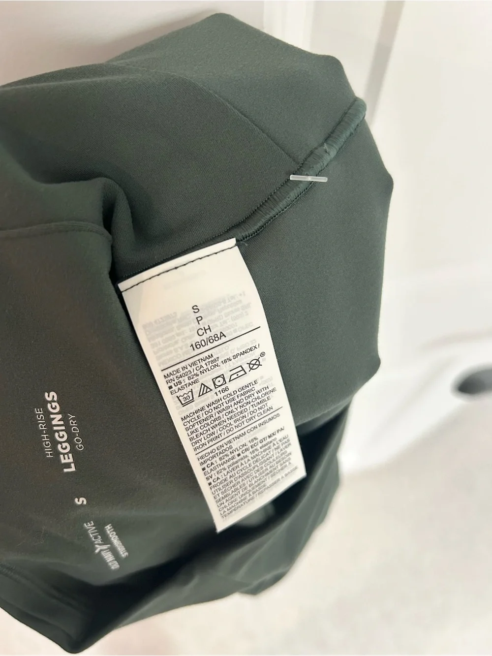 Old Navy Active High-Rise Sage Green Leggings